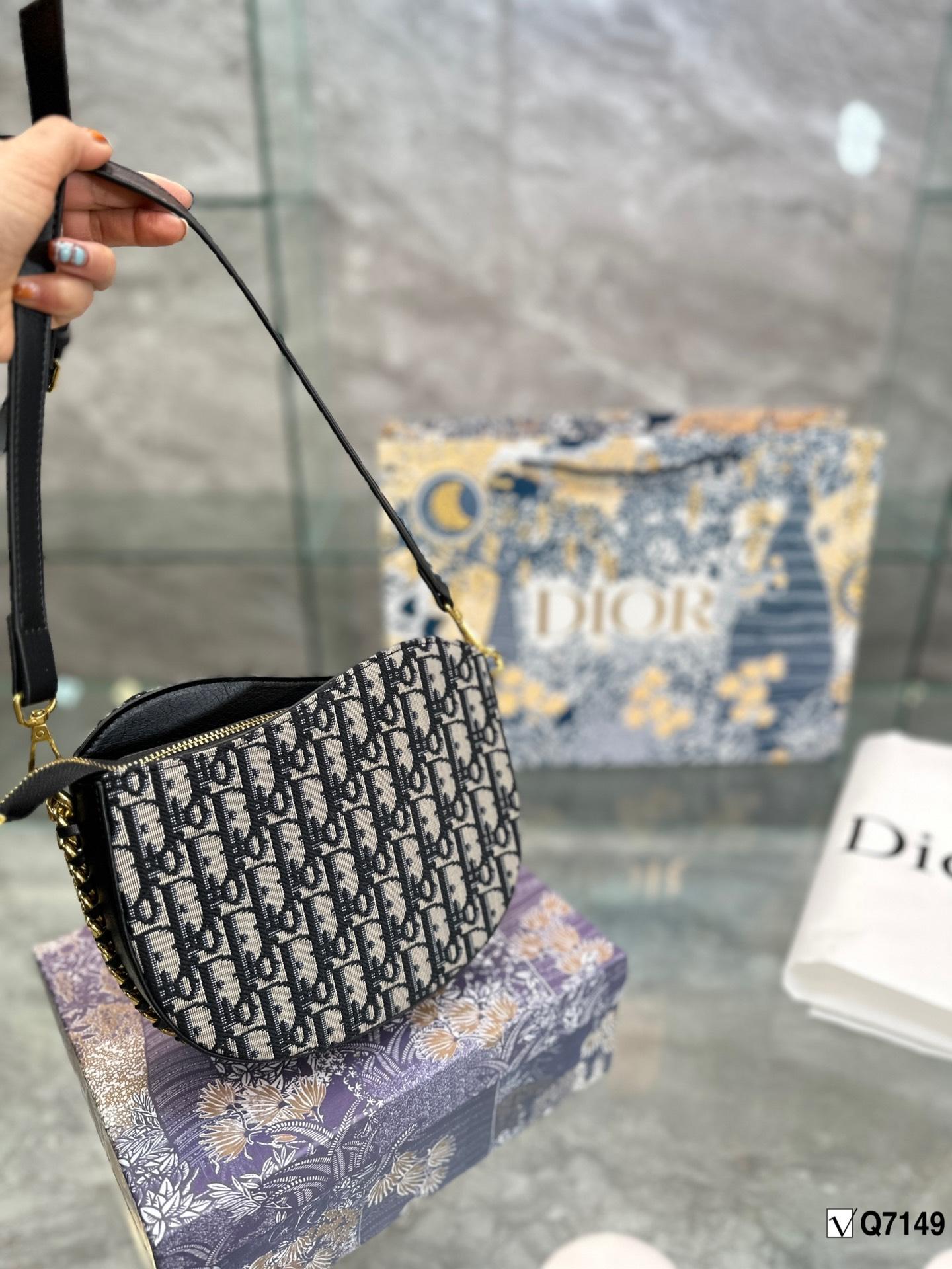 Replica Dior Bag 20*18CM