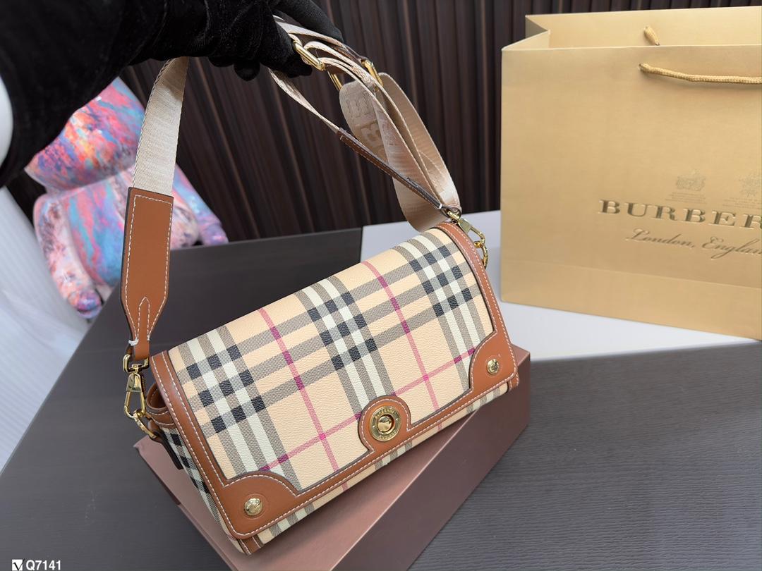 Replica Burberry Bag 15*24CM