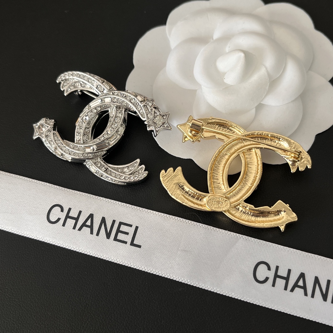 Replica CHANEL Brooch
