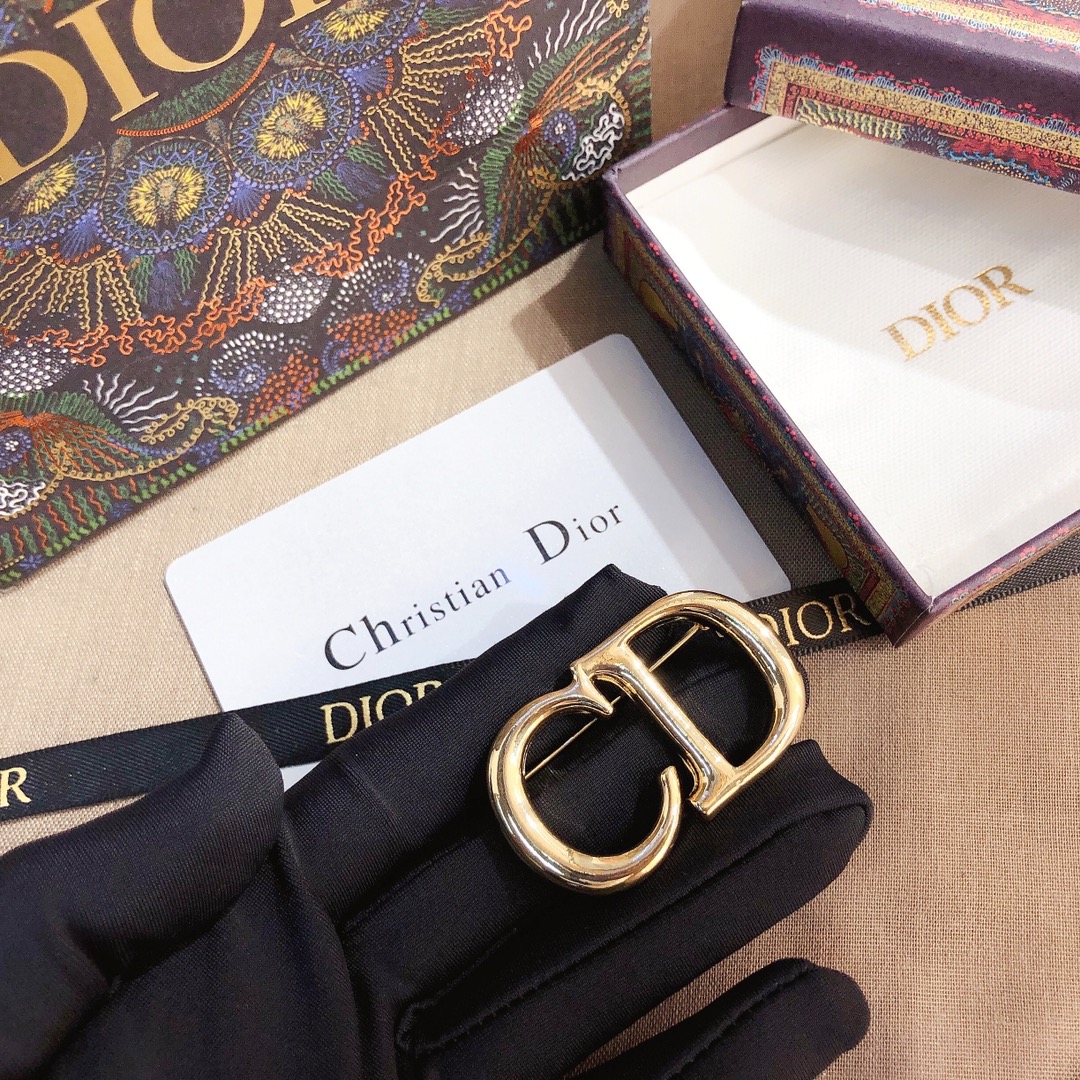Replica DIOR Brooch