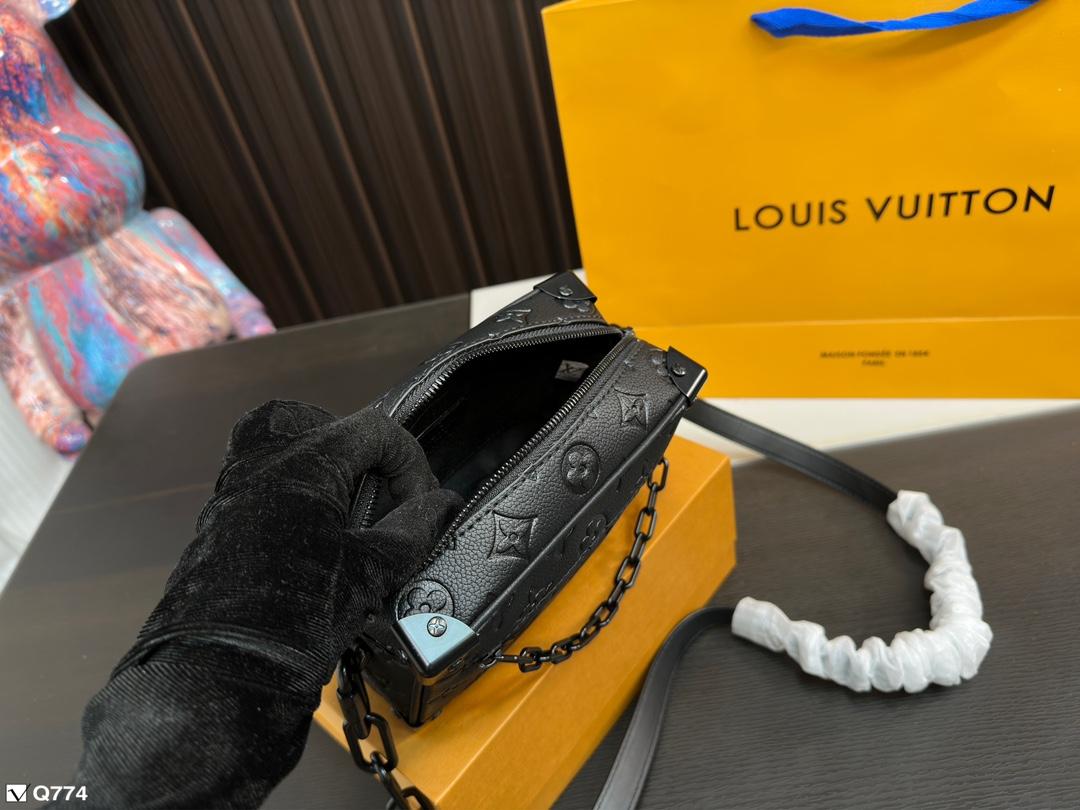 Replica Louis Vuitton Bag 18*12CM