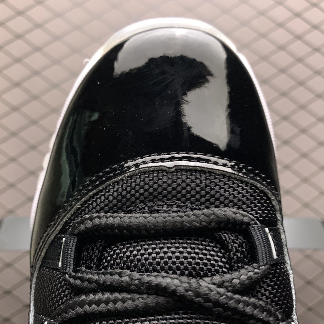 Replica Air Jordan Shoe Womens Air Jordan 11 Silver Eyelets 378038-011 36-40
