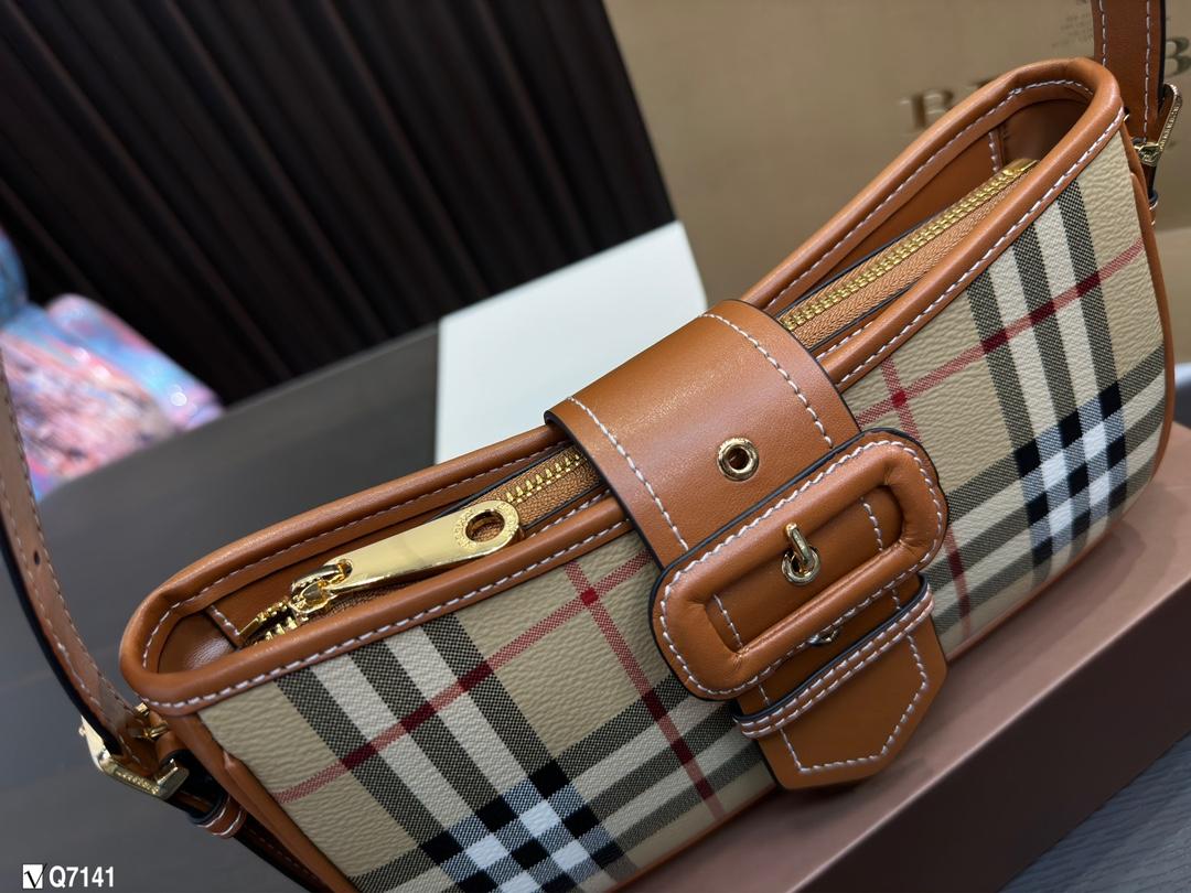 Replica Burberry Bag 23*11CM
