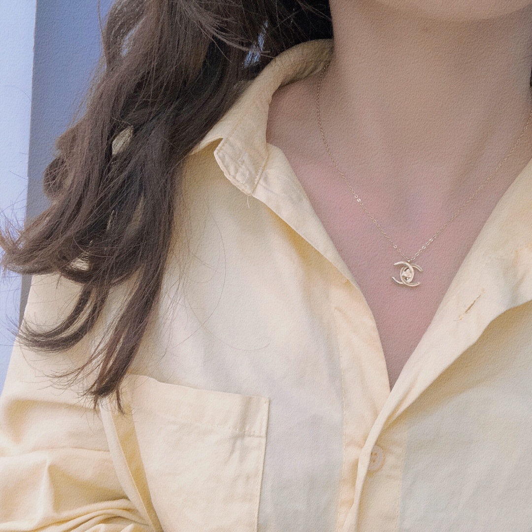 Replica CHANEL Necklace