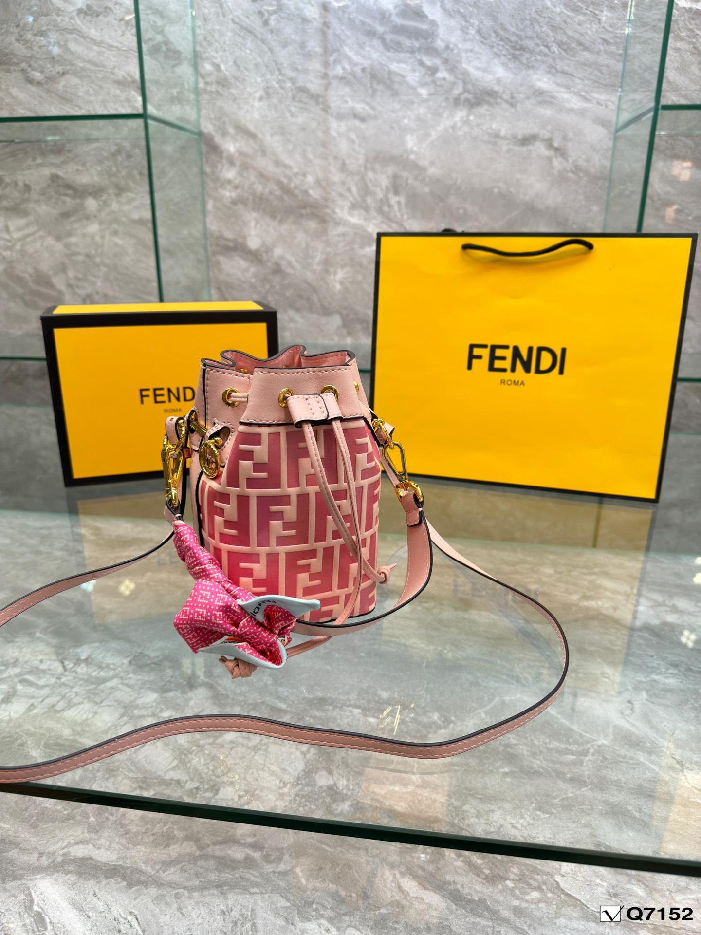 Replica Fendi Bag 15*21CM