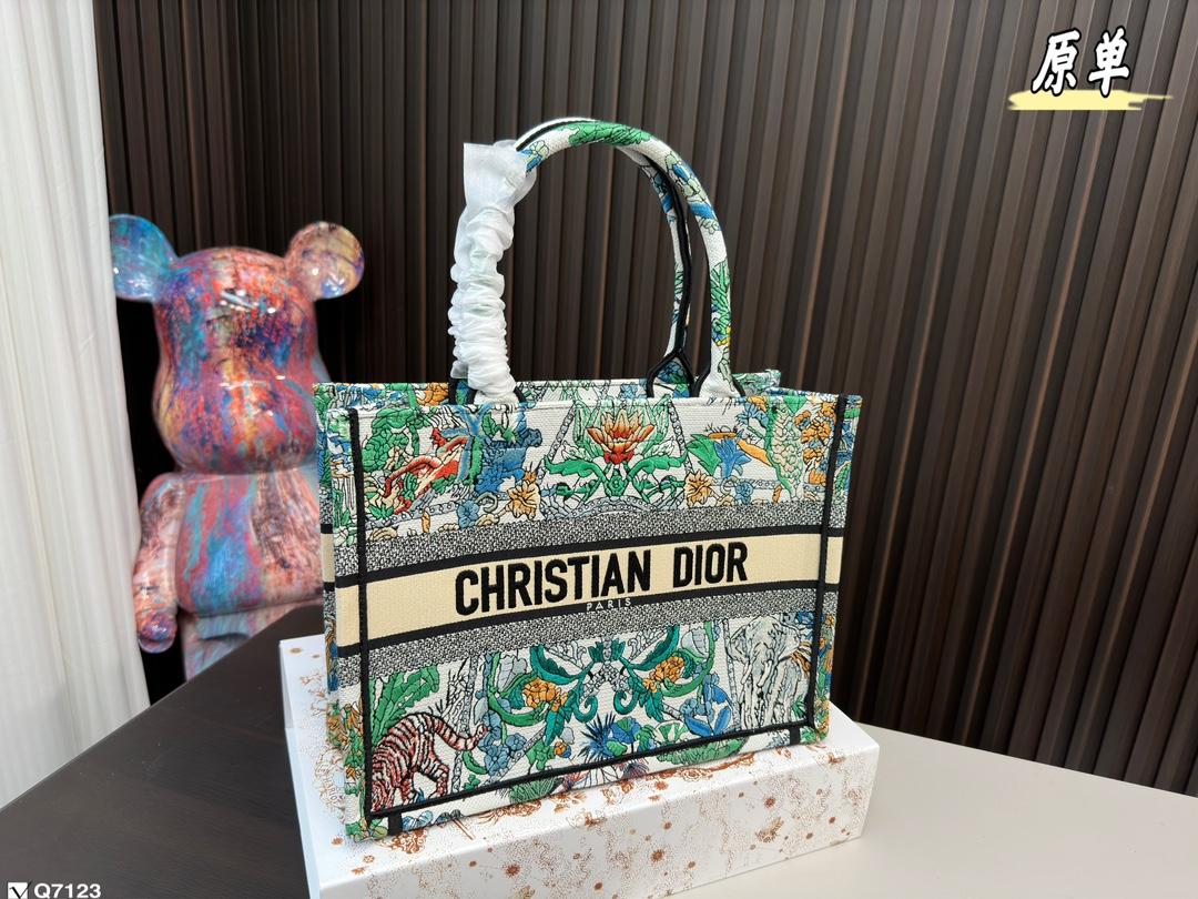 Replica Dior Bag   41*34CM/36*27CM