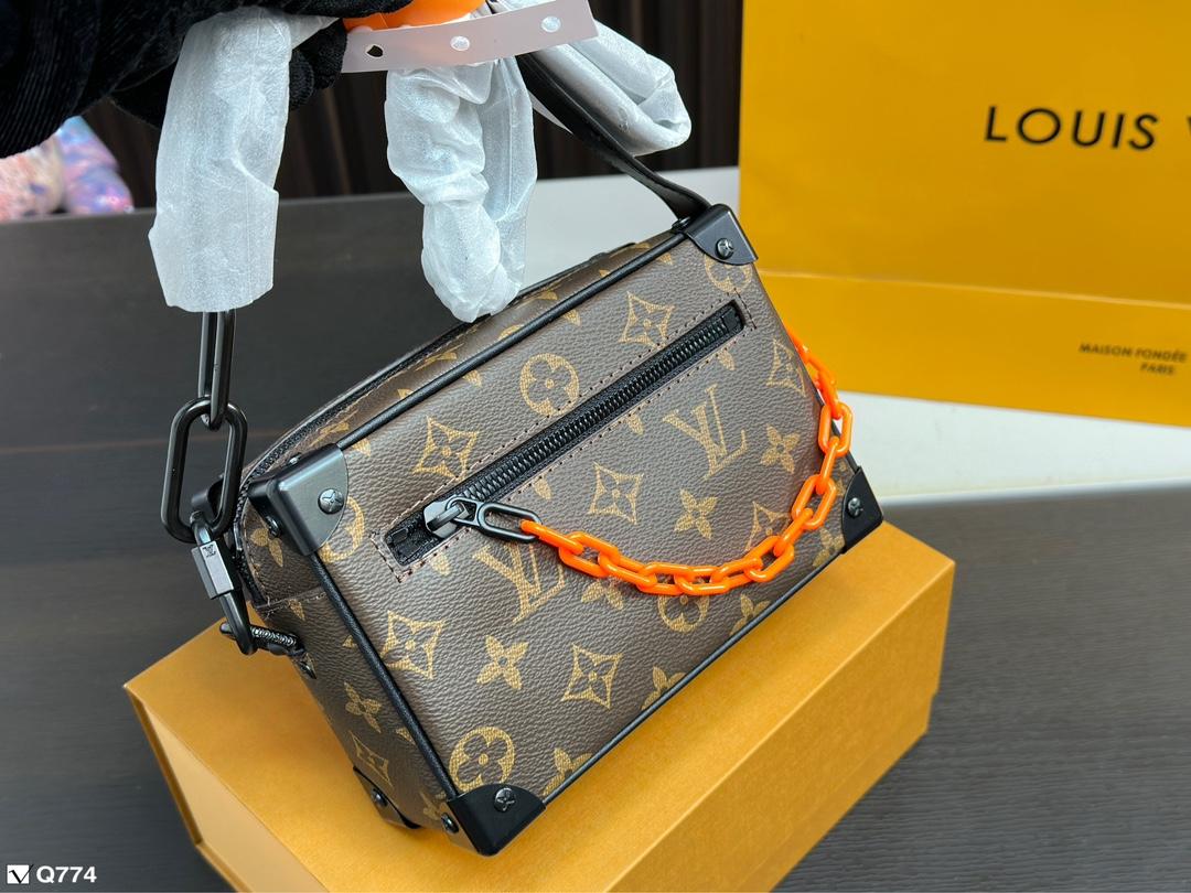 Replica Louis Vuitton Bag 18*12CM