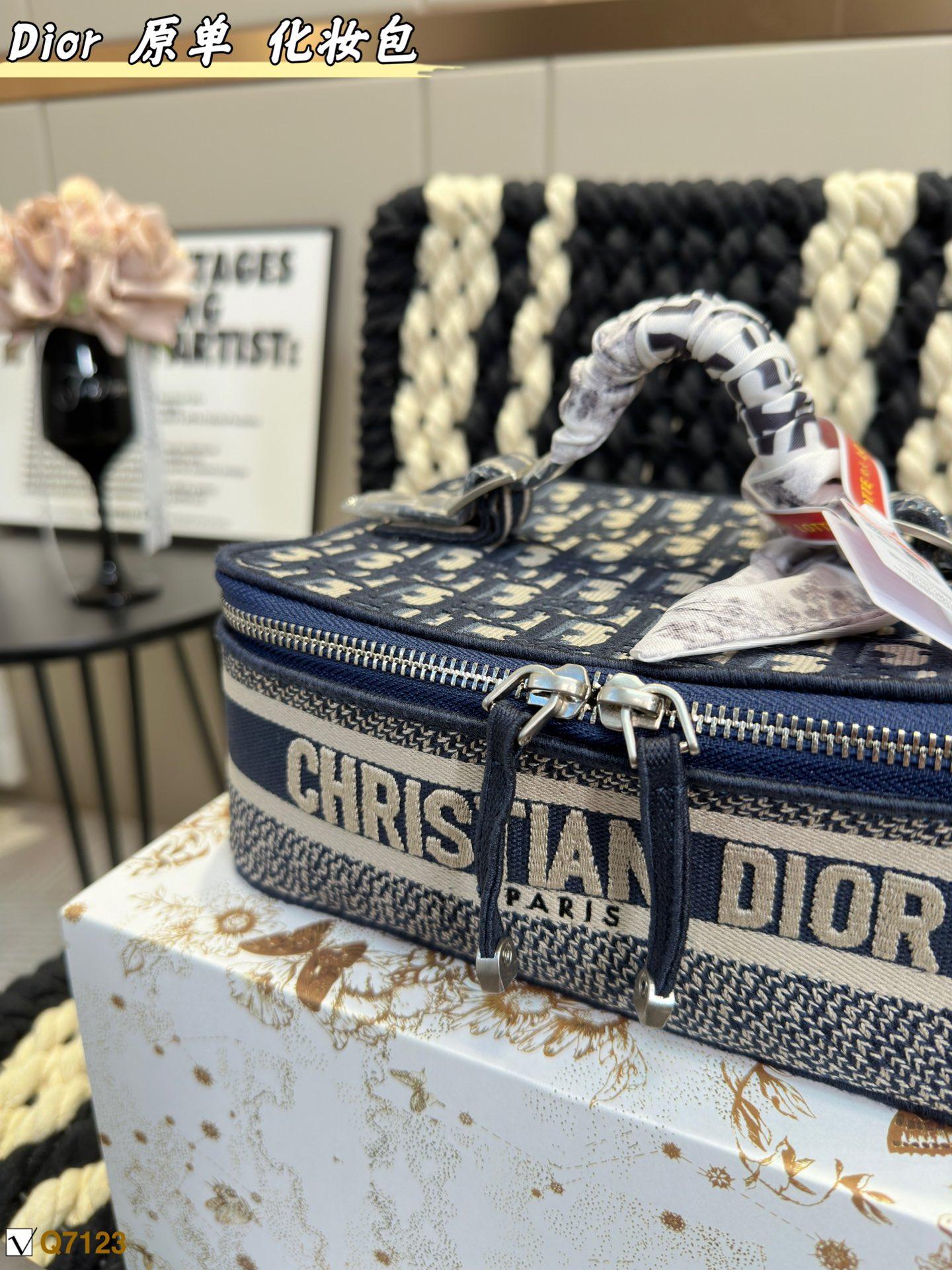 Replica Dior Bag 23*9CM