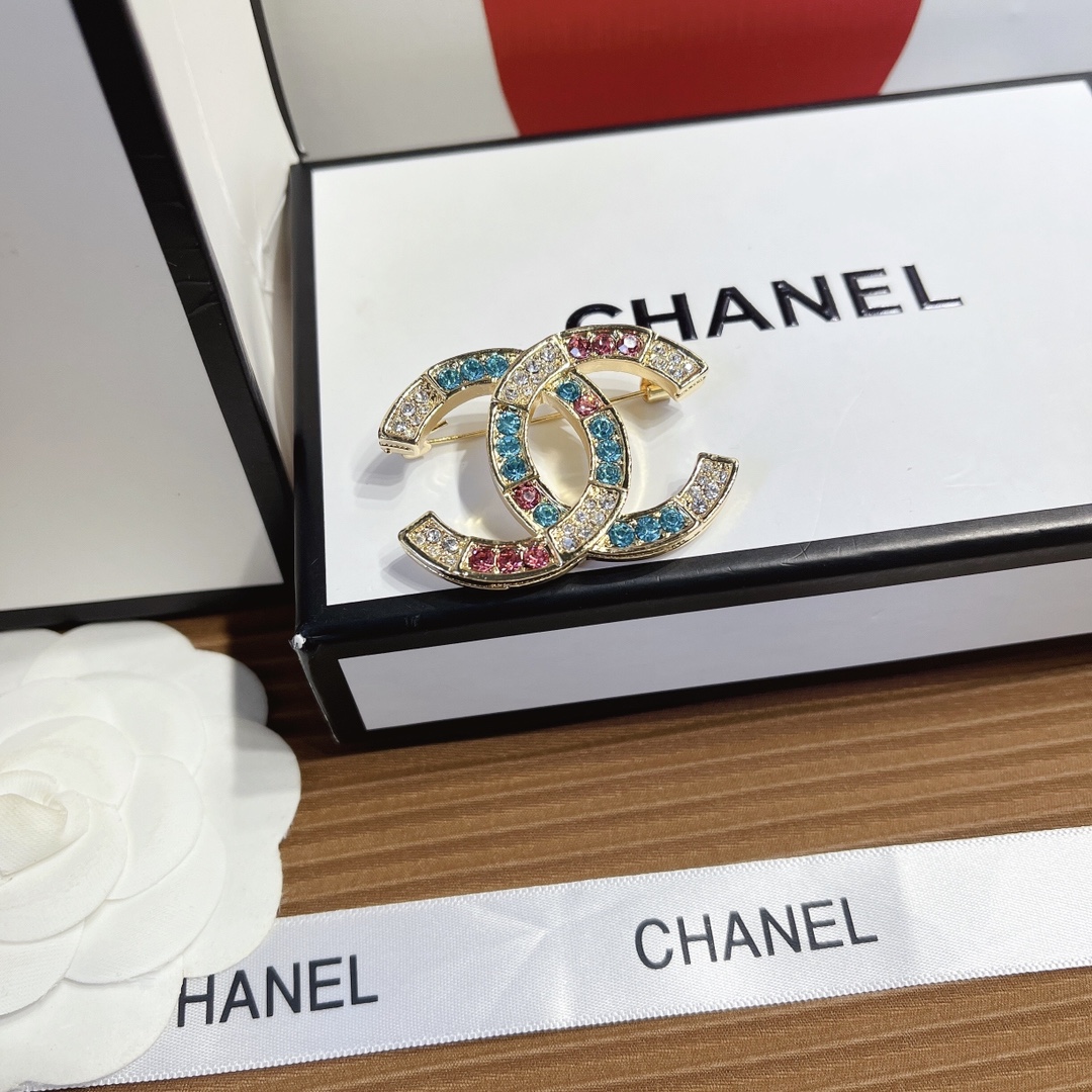 Replica CHANEL Brooch