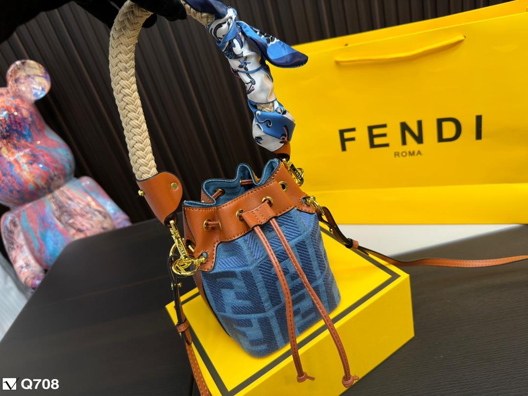 Replica Fendi Bag 12*17CM