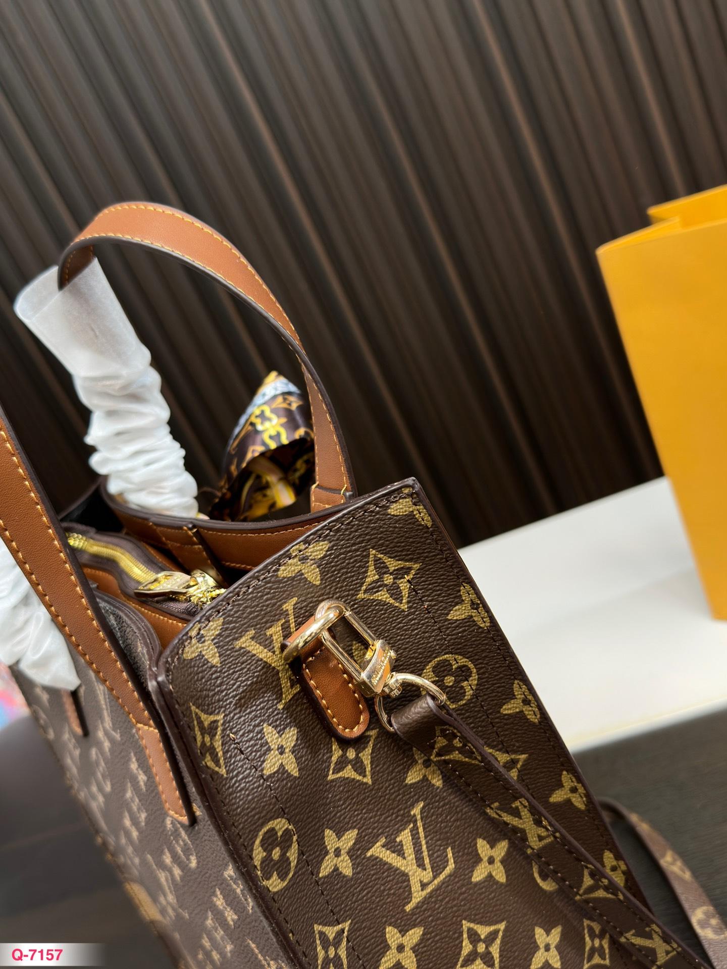 Replica Louis Vuitton Bag 30*26CM