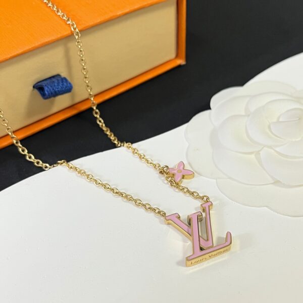 Replica LOUIS VUITTON Necklace