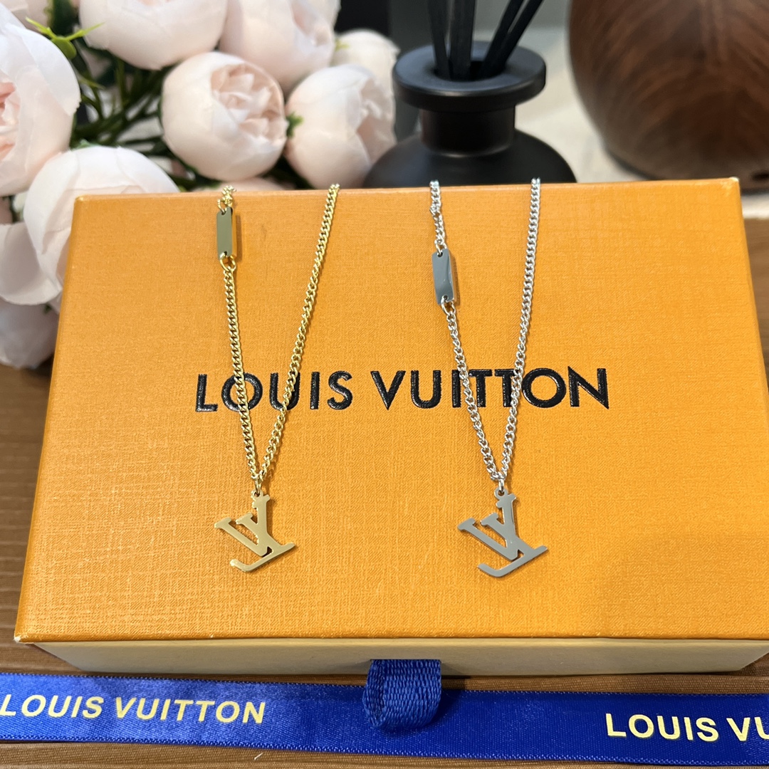 Replica LOUIS VUITTON Necklace