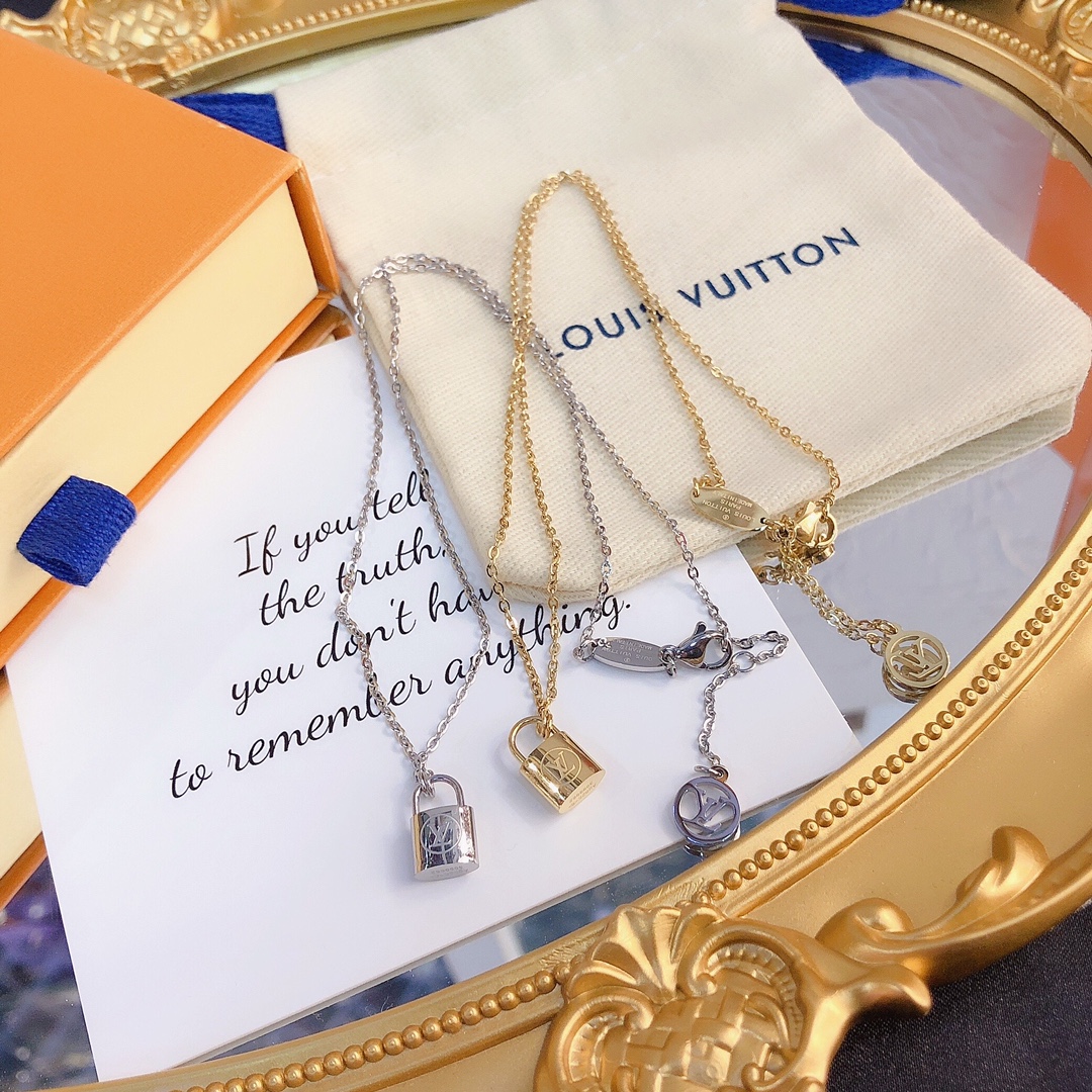 Replica LOUIS VUITTON Necklace