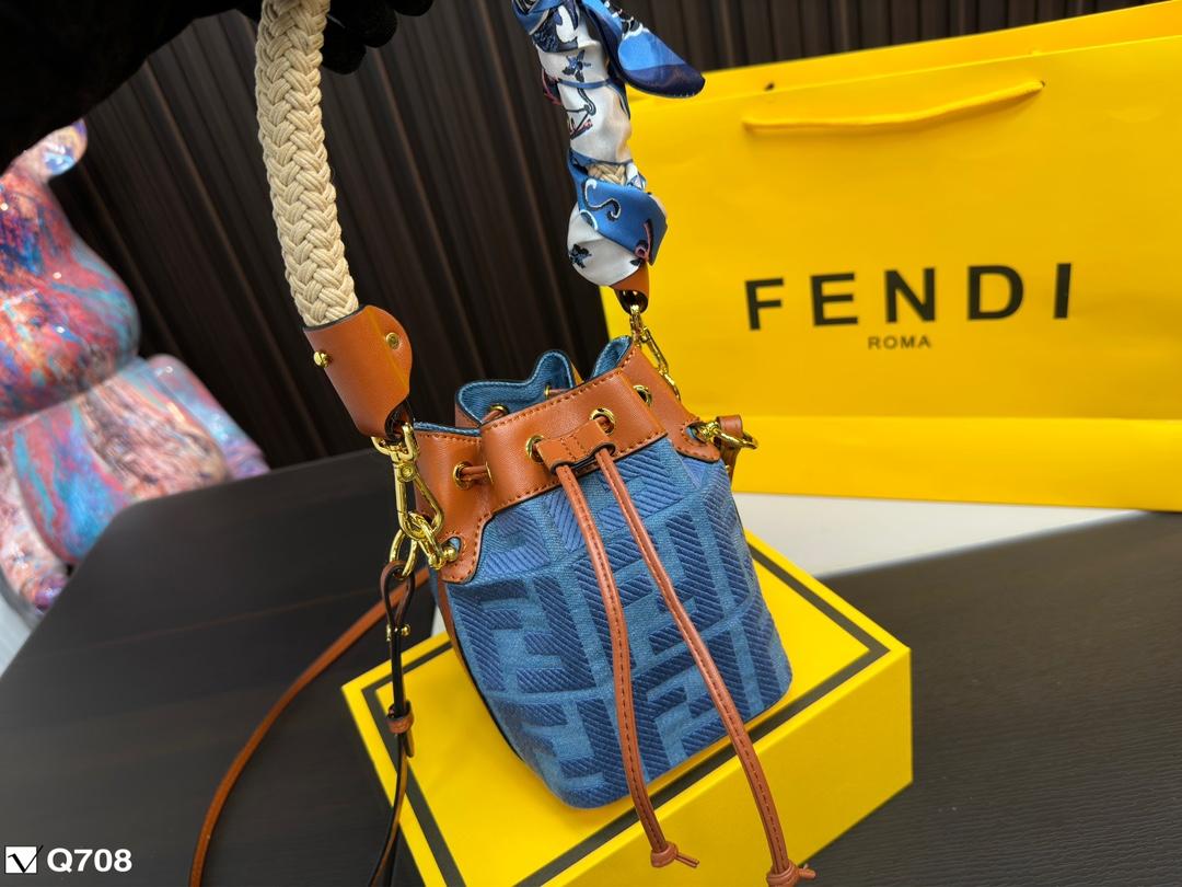 Replica Fendi Bag 12*17CM
