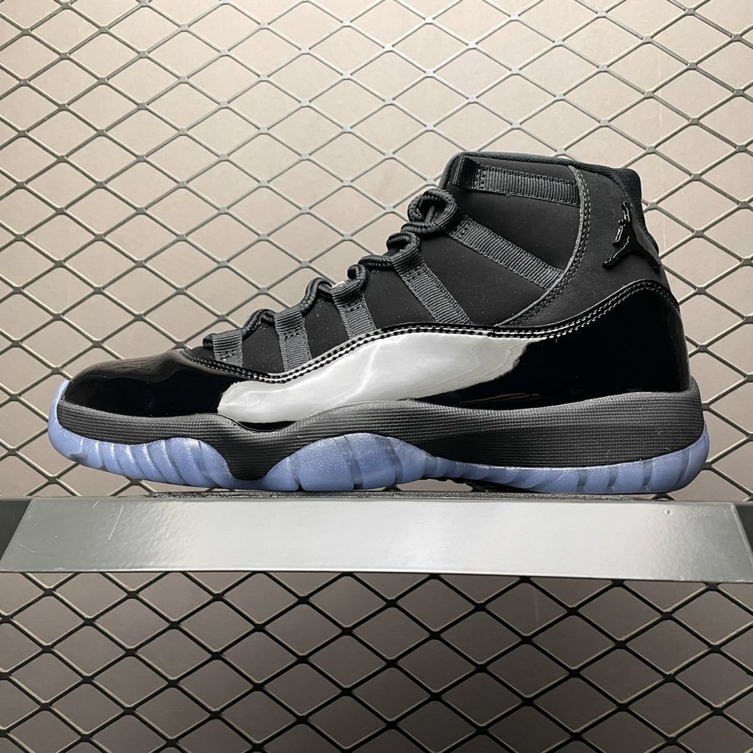 Replica Air Jordan Shoe Air Jordan 11Cap and GownAJ11 378037-005