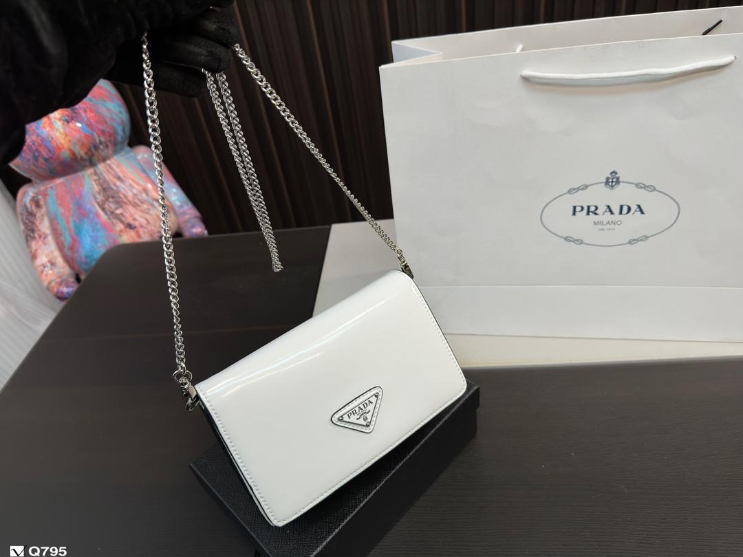 Replica Prada Bag 18*12CM