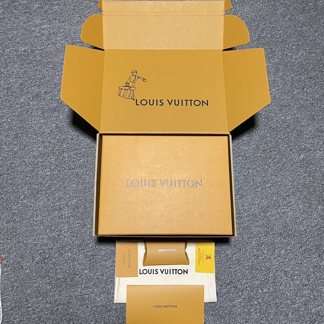 Replica Louis Vuitton Shoe Louis Vuitton LV Trainer size 35-46a