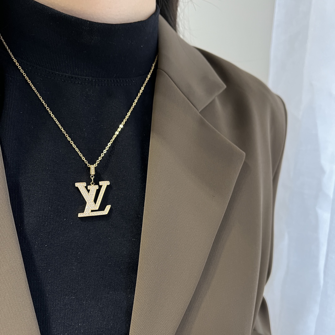 Replica LOUIS VUITTON Necklace