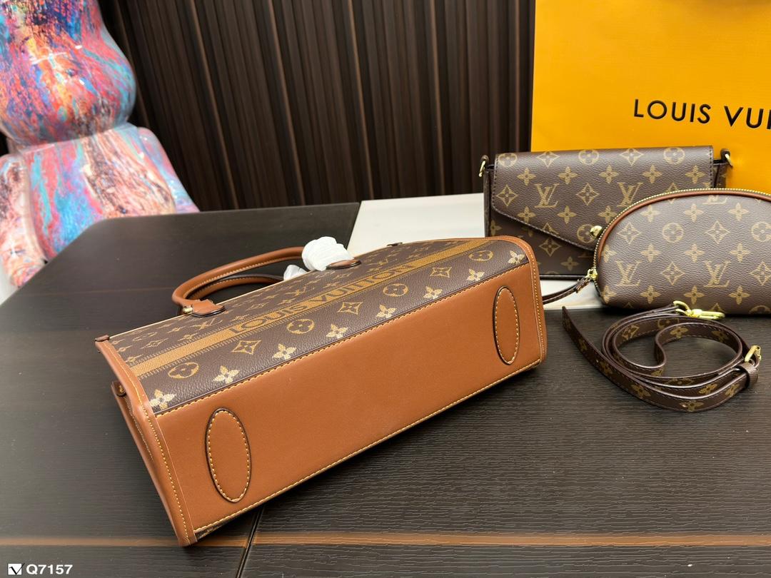 Replica Louis Vuitton Bag 22*31CM