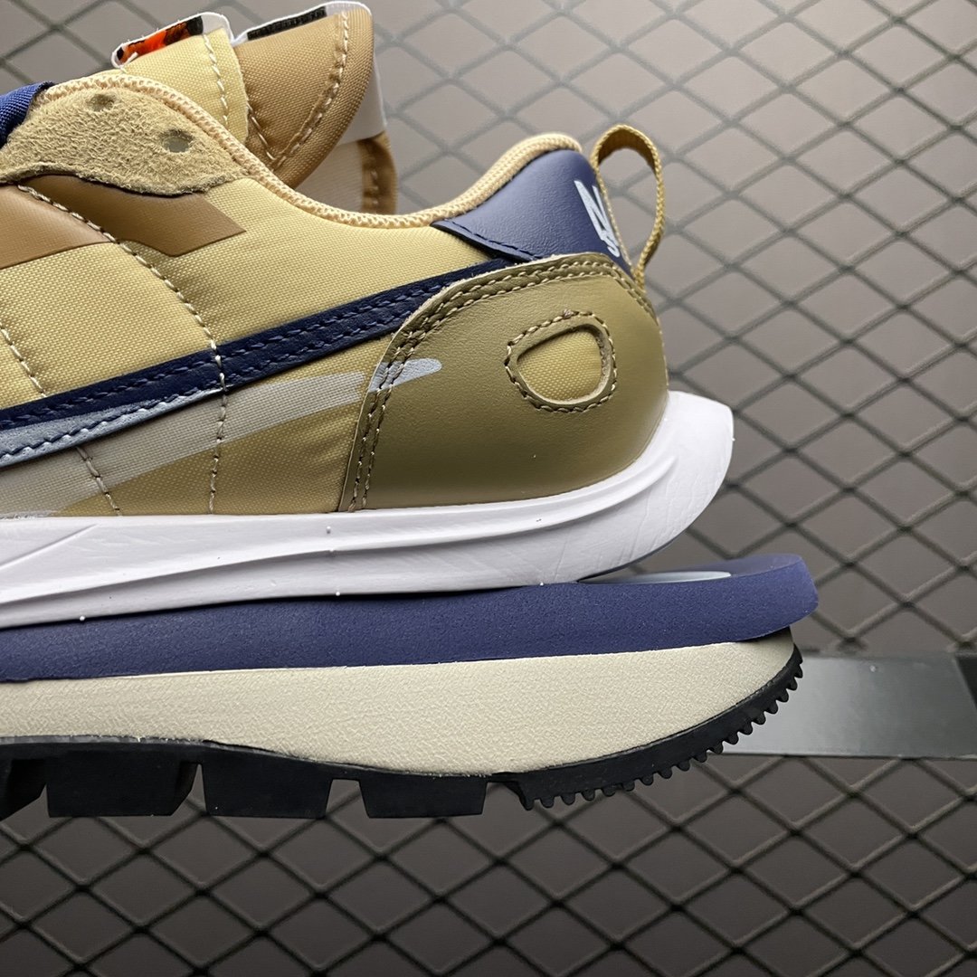 Replica Nike Shoe Sacai X Nike Vaporwaffle 3.0 DD1875-200 36-47.5