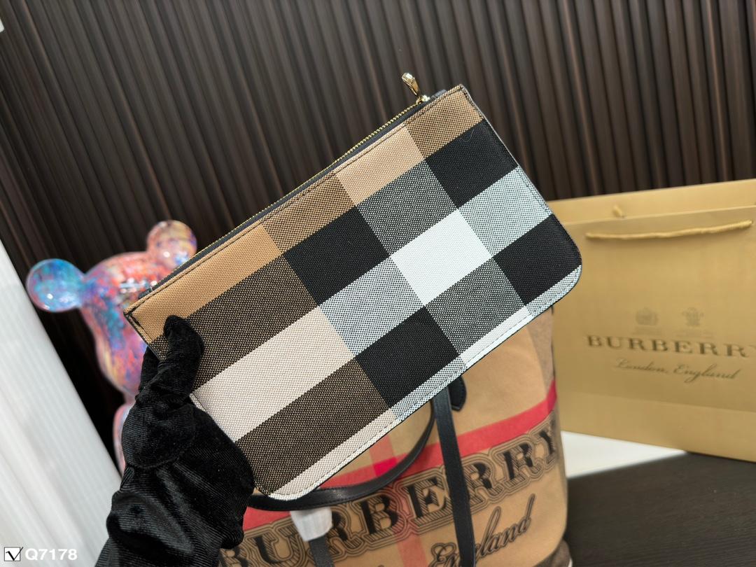 Replica Burberry Bag 31*29CM