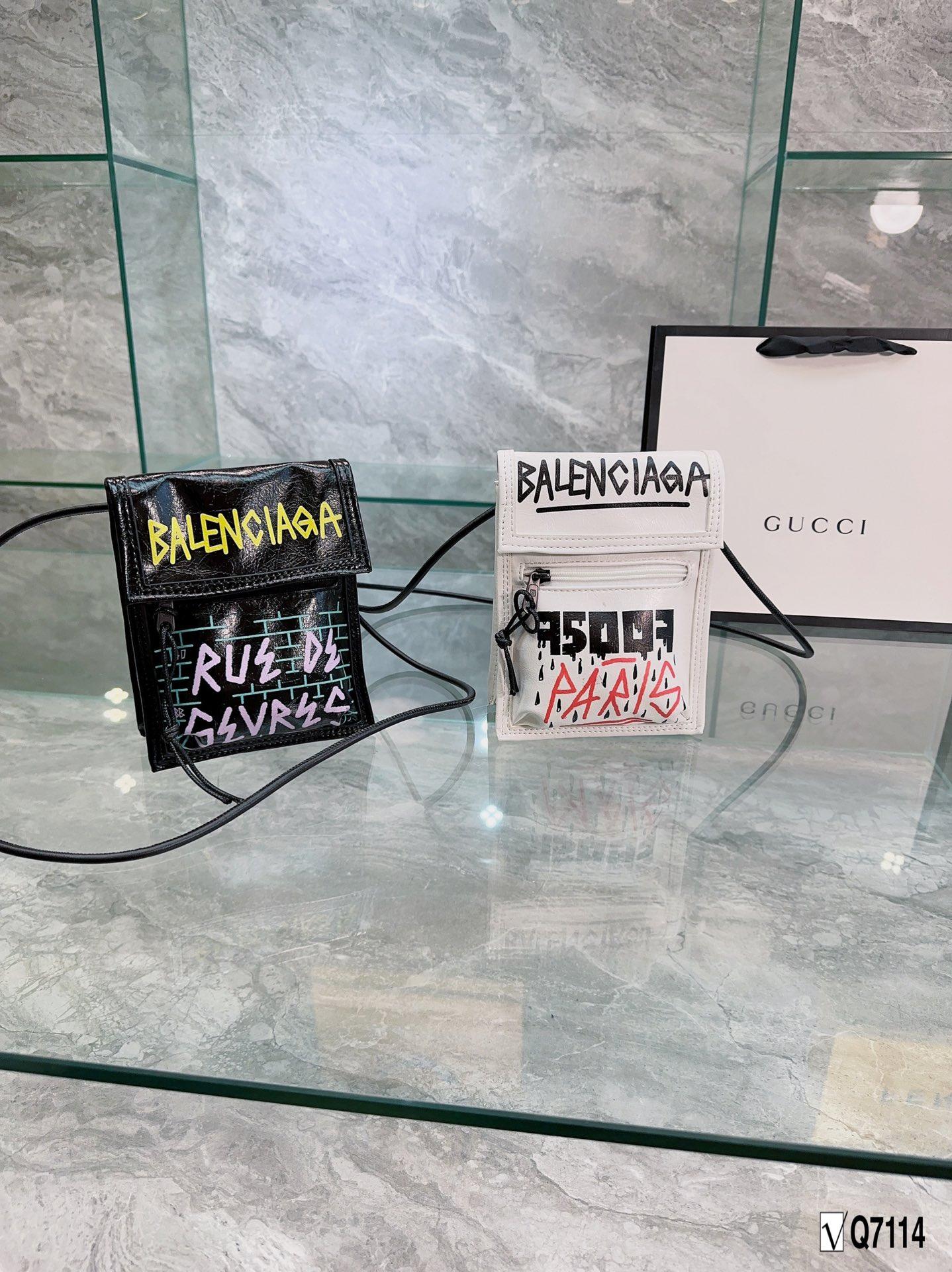 Replica Balenciaga Bag 15*20CM