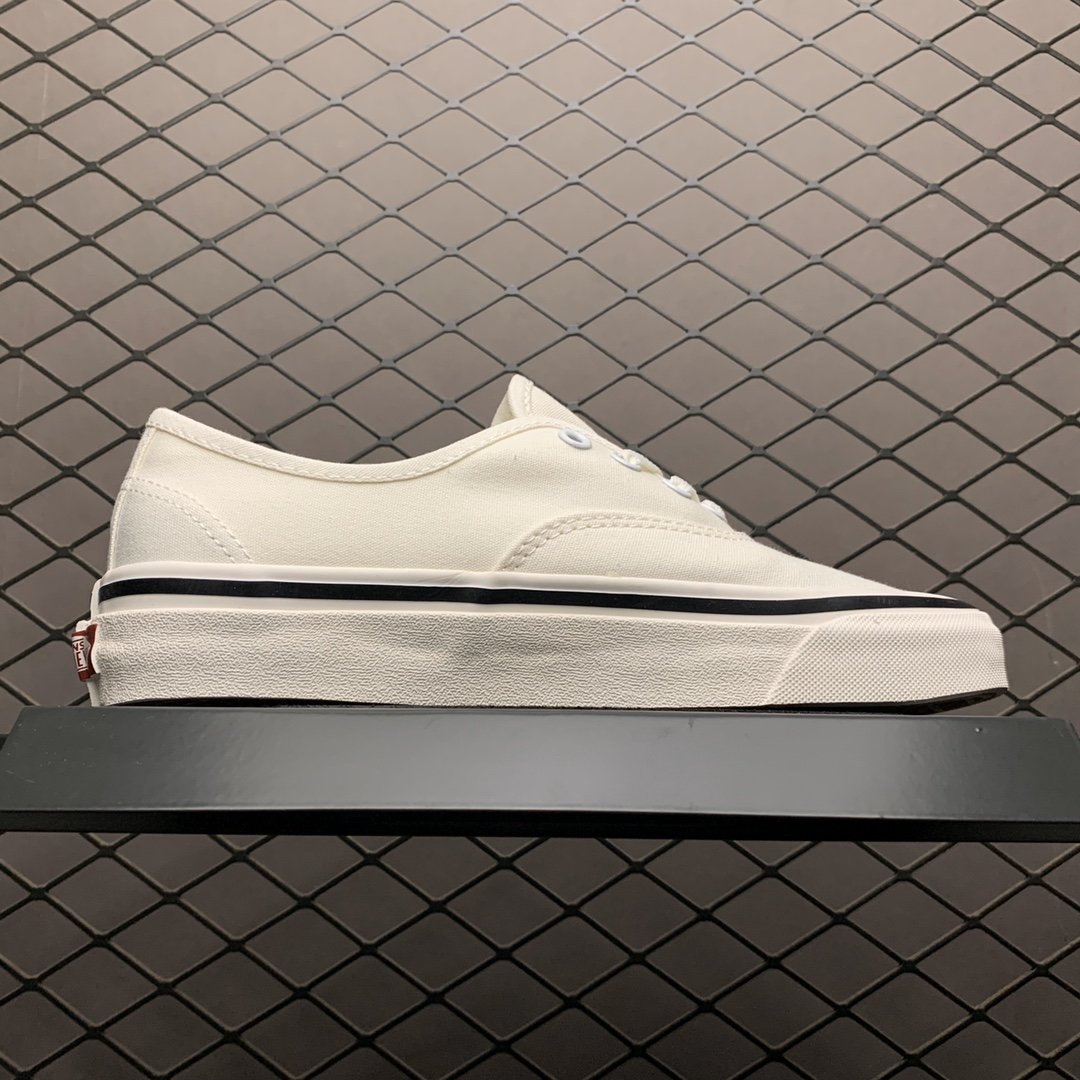 Replica Vans Shoe Vans Authentic 35-44 5309C
