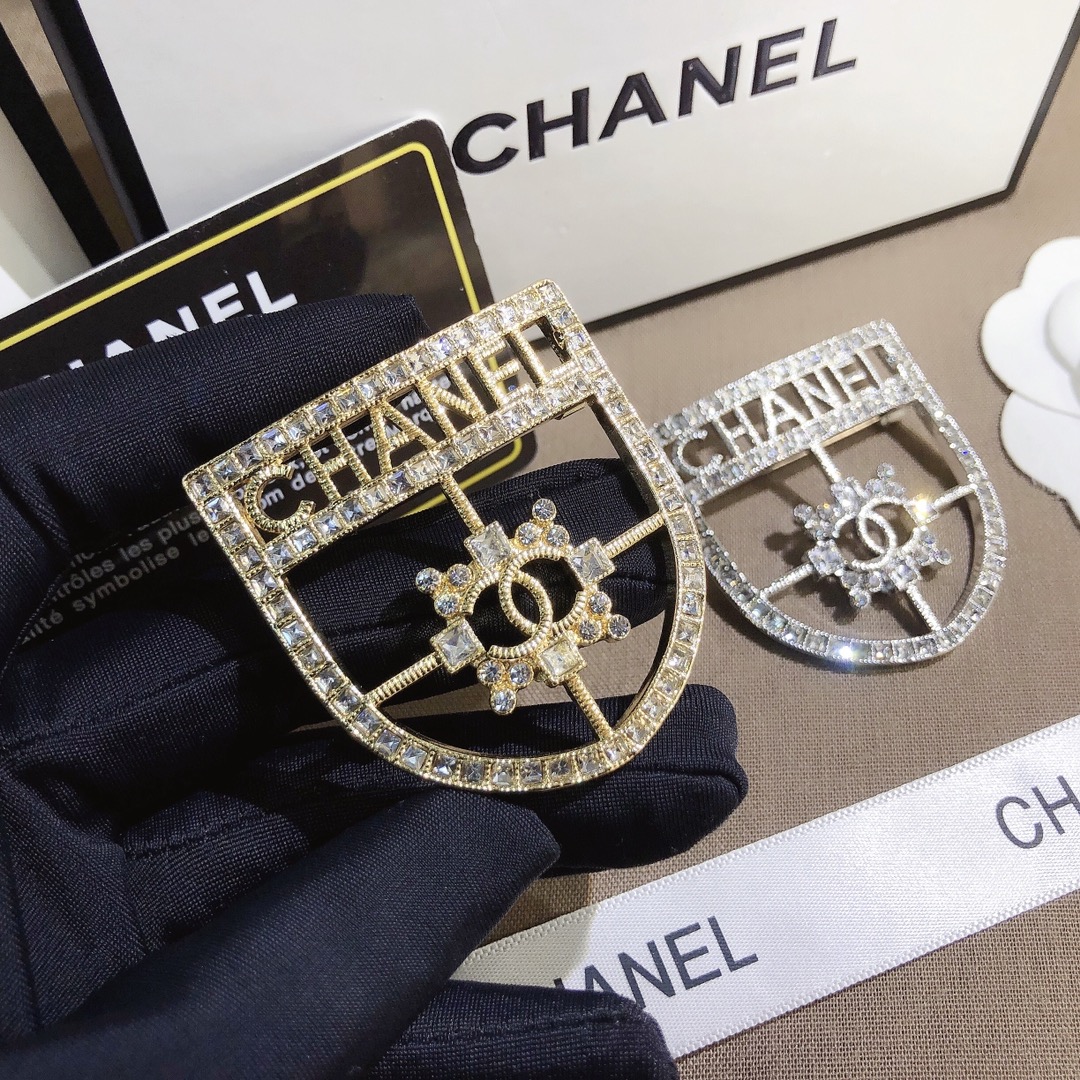 Replica CHANEL Brooch