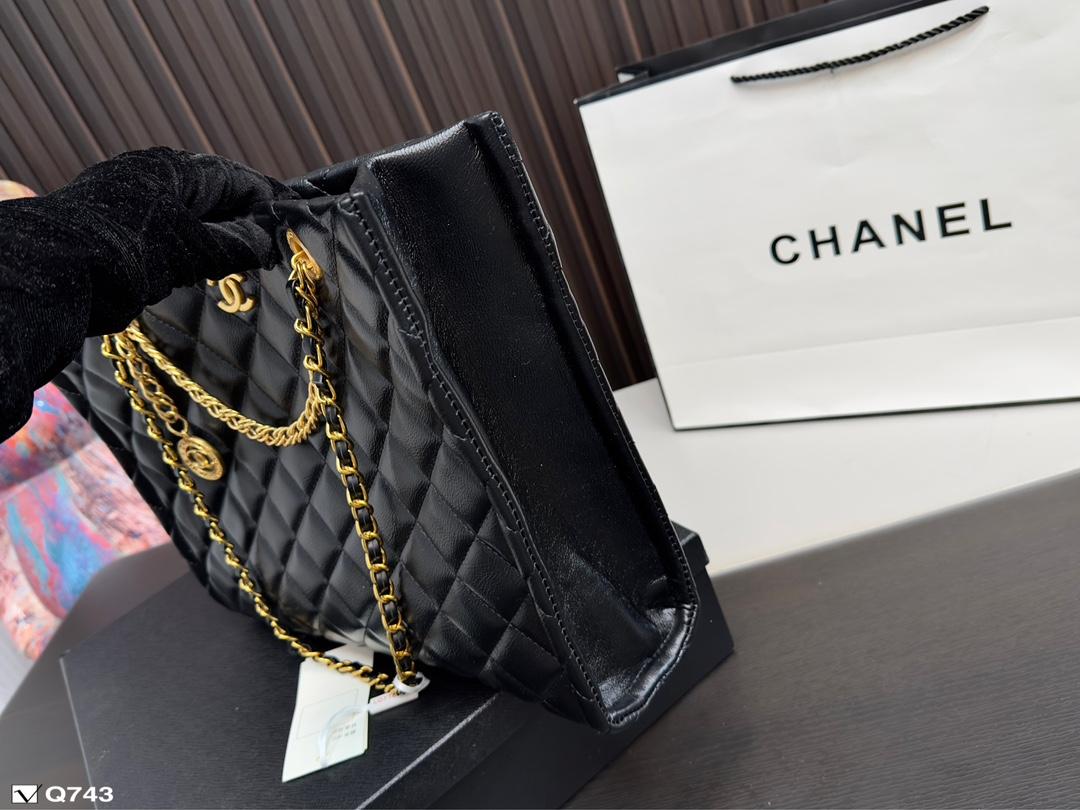 Replica Chanel Bag 32*28CM
