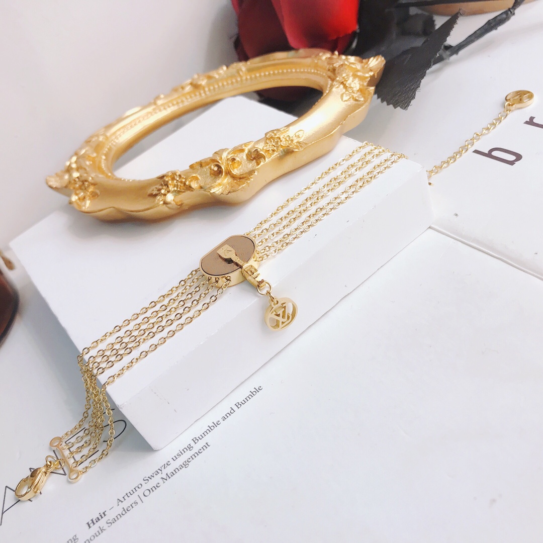 Replica LOUIS VUITTON Bracelet