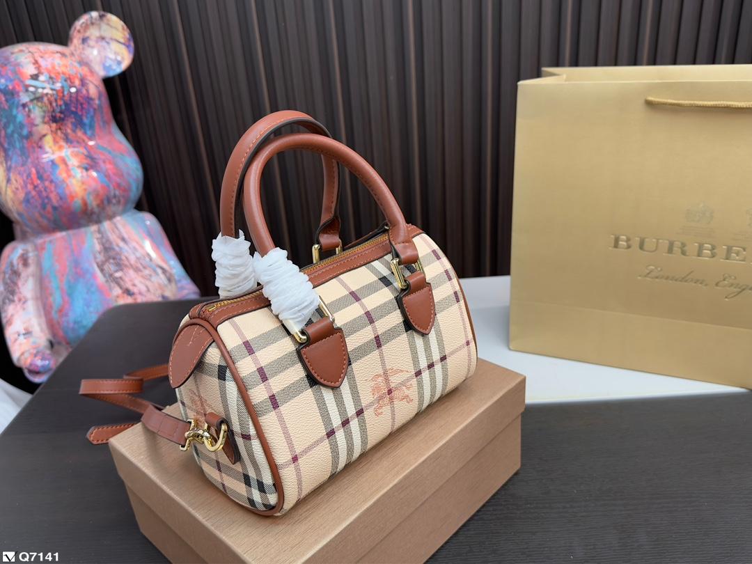 Replica Burberry Bag 20*13CM
