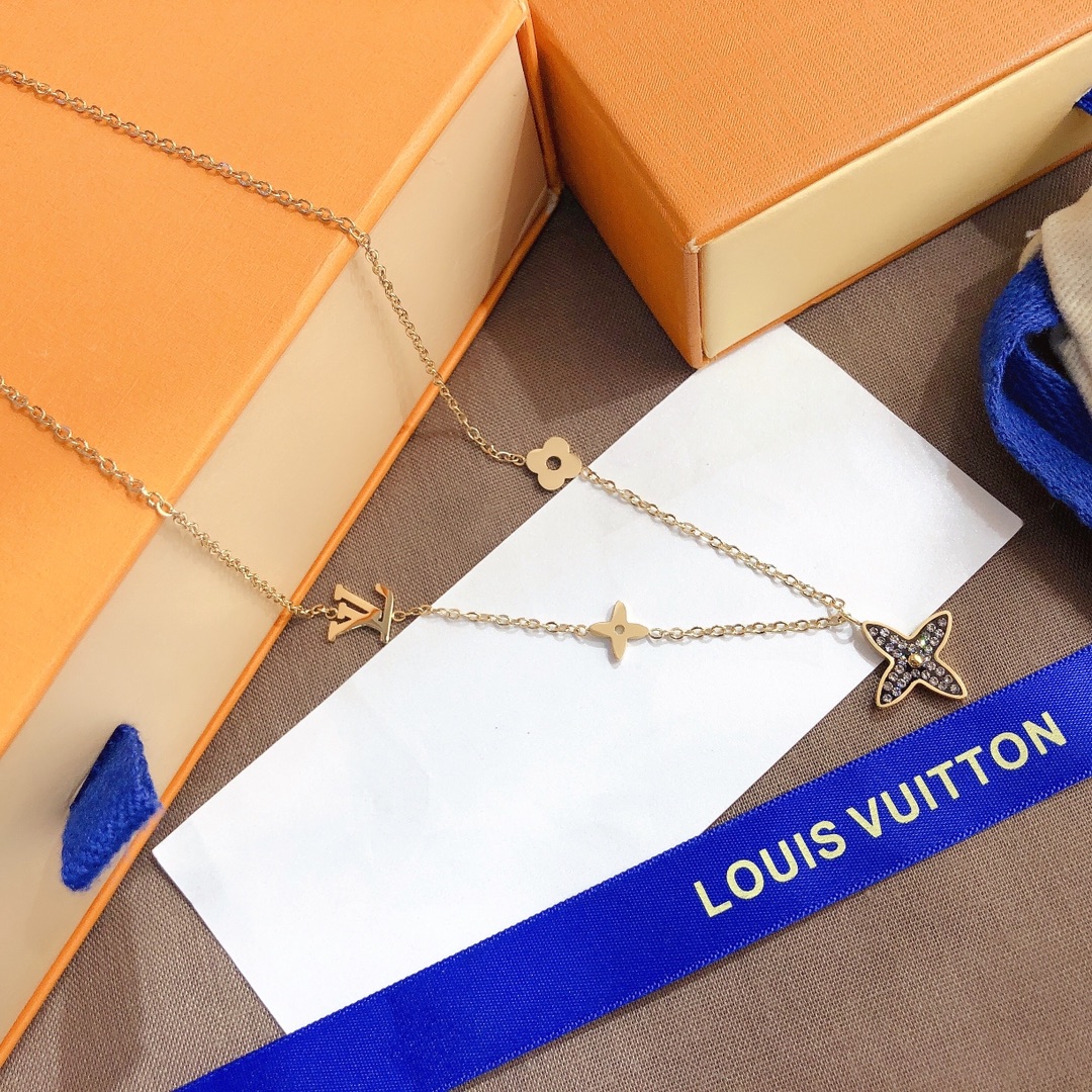 Replica LOUIS VUITTON Necklace