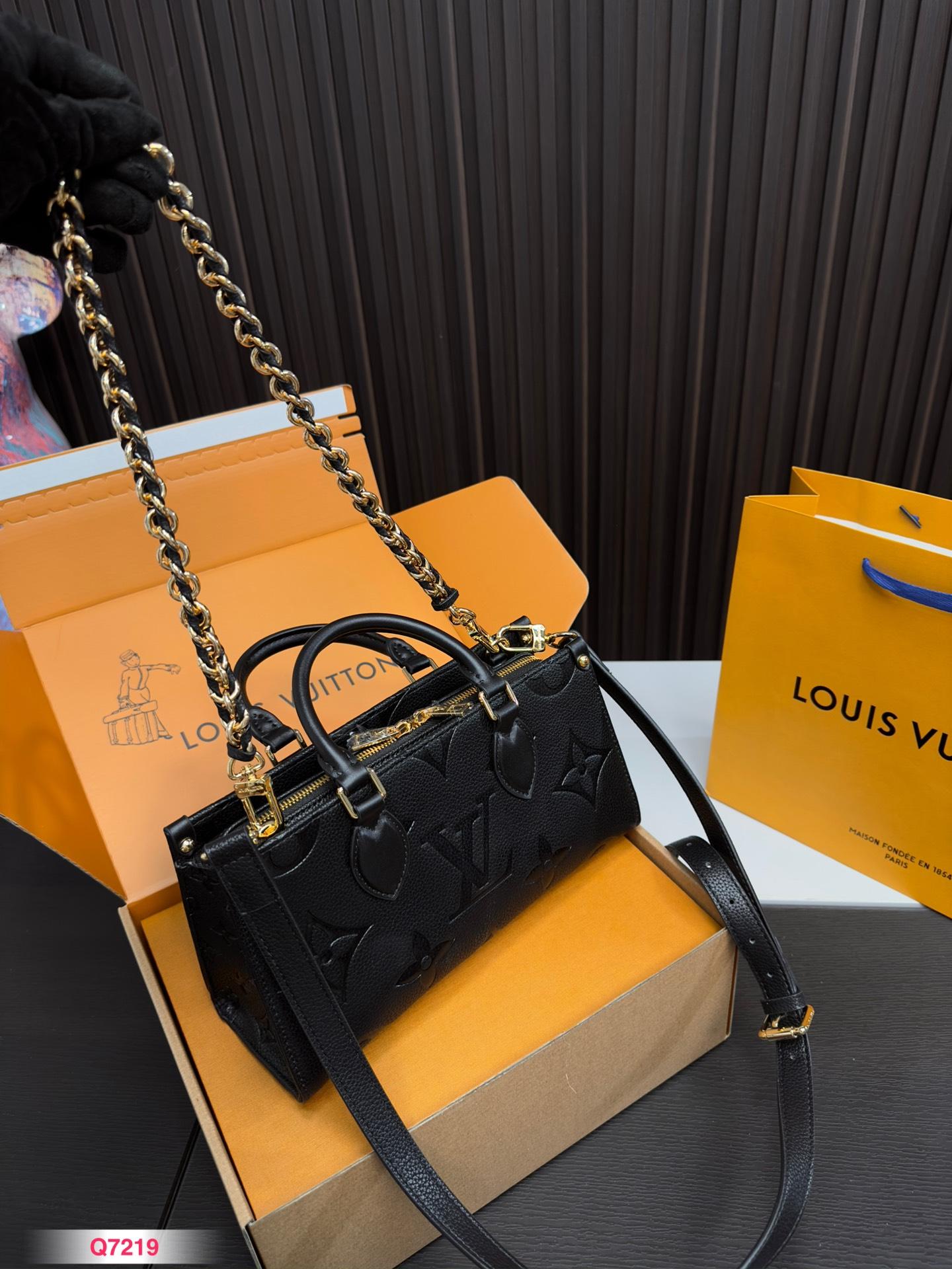 Replica Louis Vuitton Bag 14*26CM