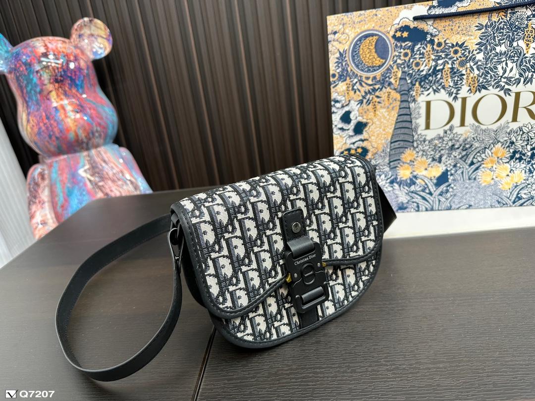 Replica Dior Bag 19*12CM