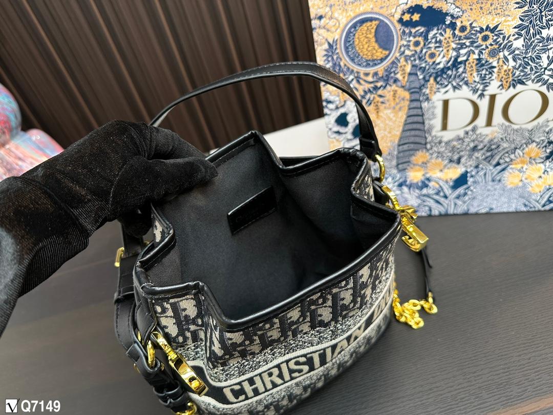 Replica Dior Bag 24*24CM