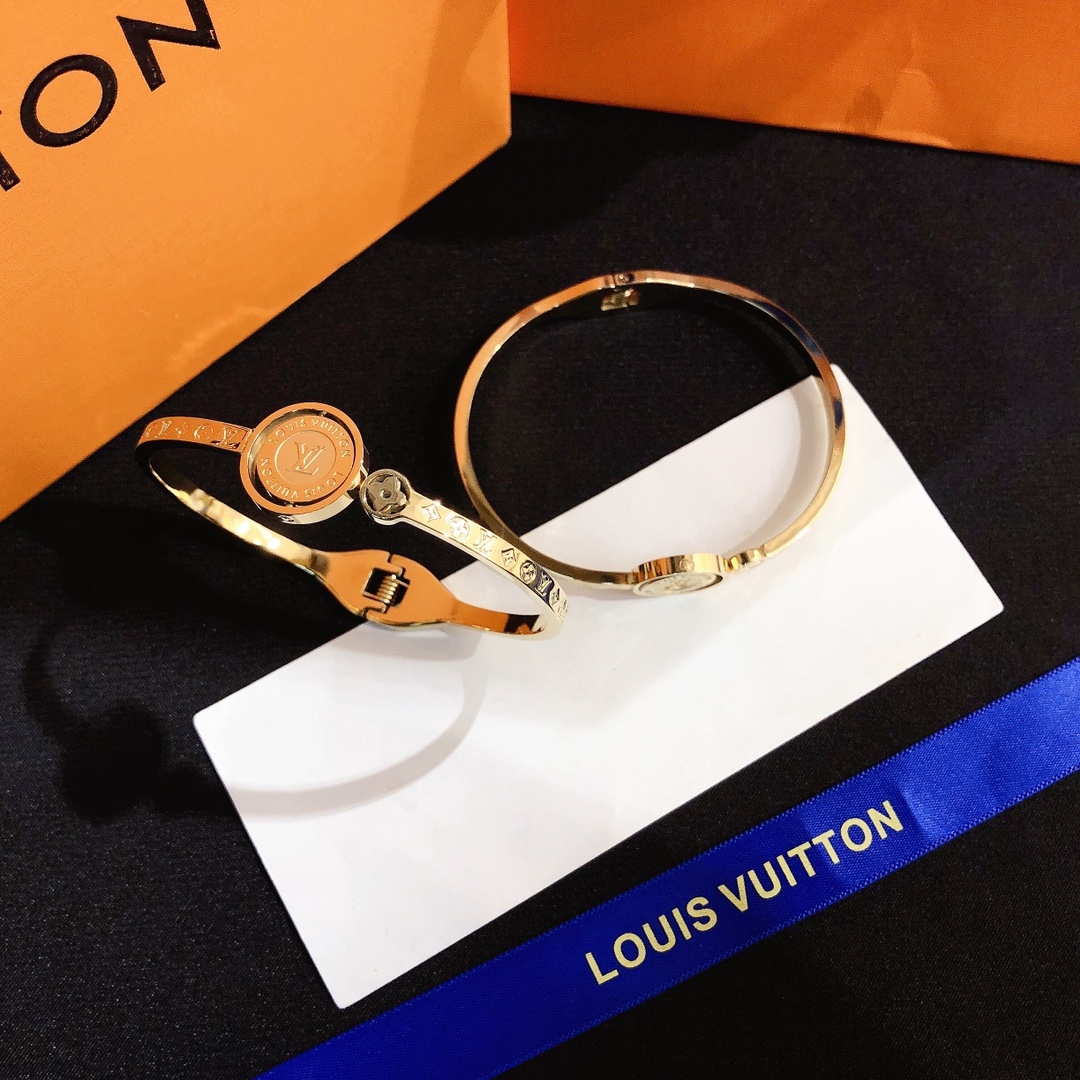 Replica LOUIS VUITTON Bangle