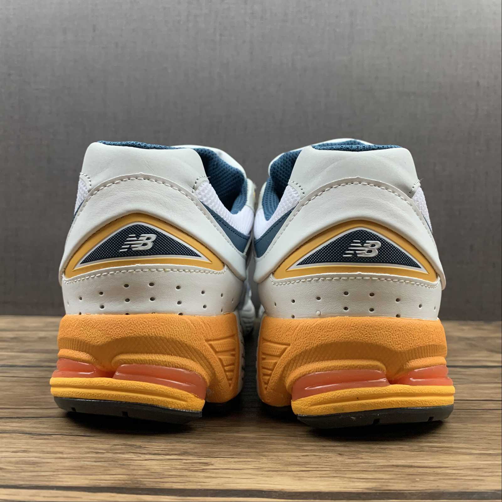 Replica New Balance Shoe New Balance NB2002 M2002RLA  36-45