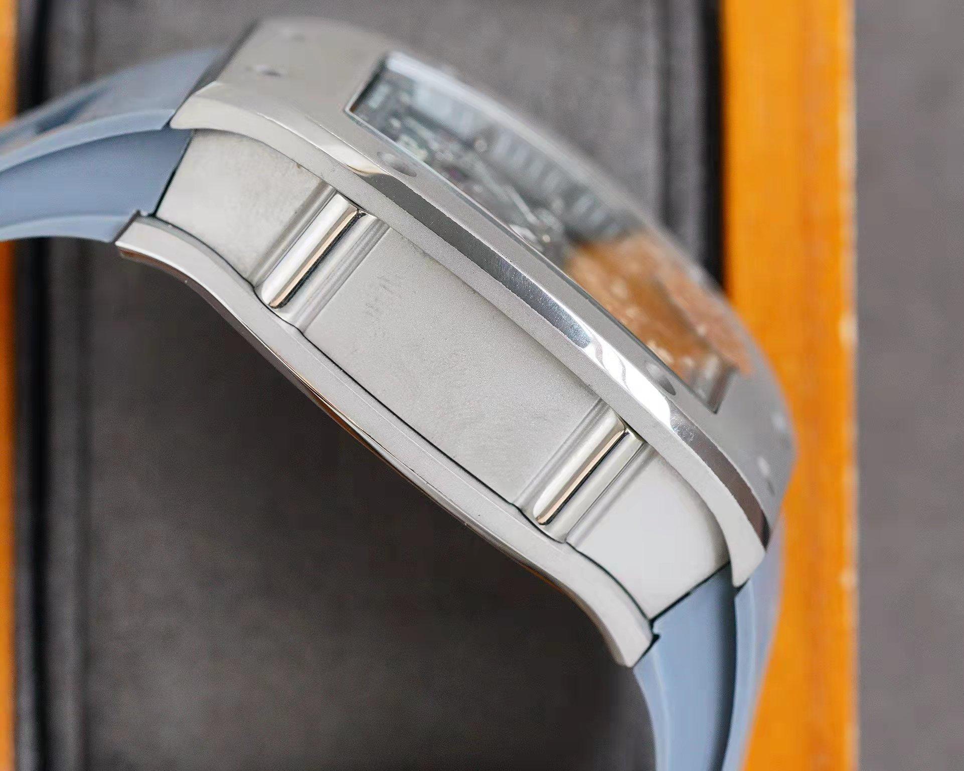 Replica Richard Mille Titanium shell Automatic Machine Watch 42MM