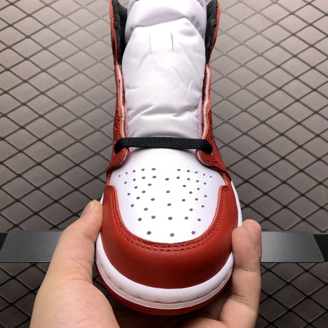 Replica Air Jordan Shoe Air Jordan 1 Chicago AJ1 555088-101 40-47.5