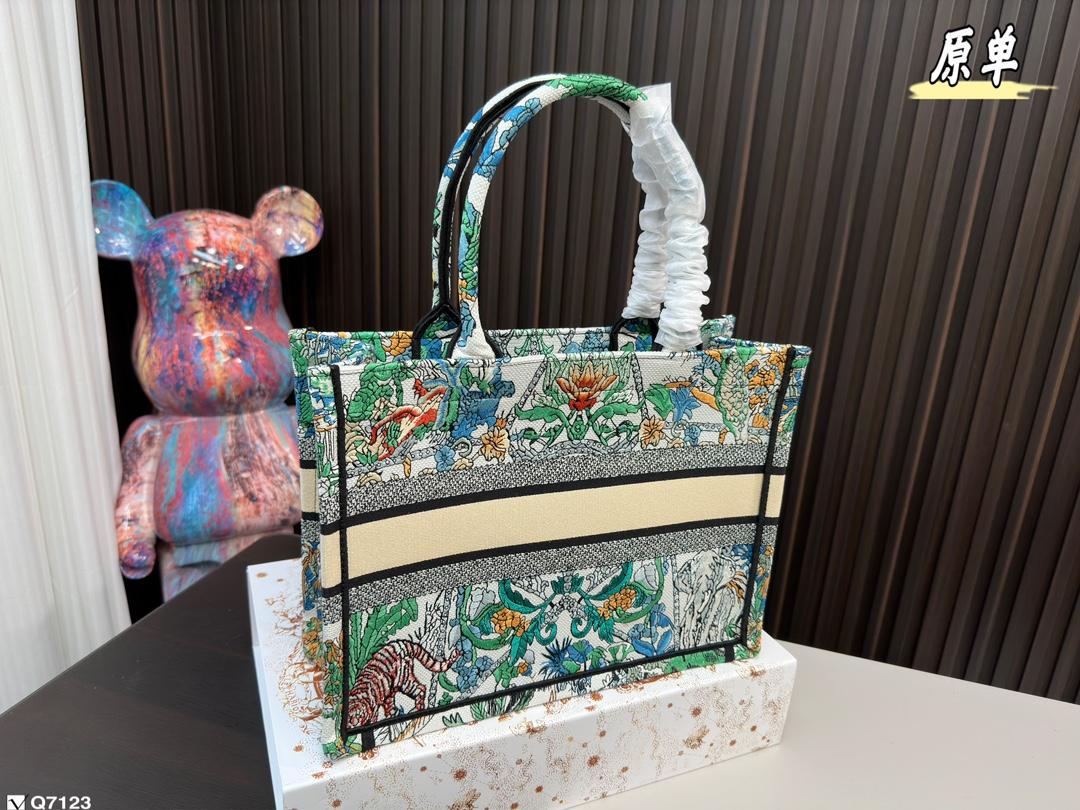 Replica Dior Bag   41*34CM/36*27CM