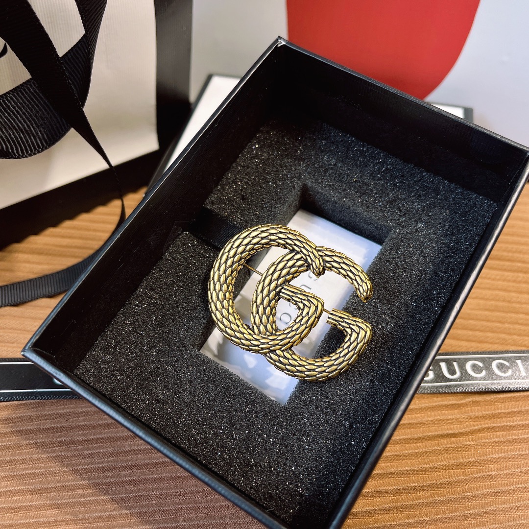 Replica GUCCI Brooch
