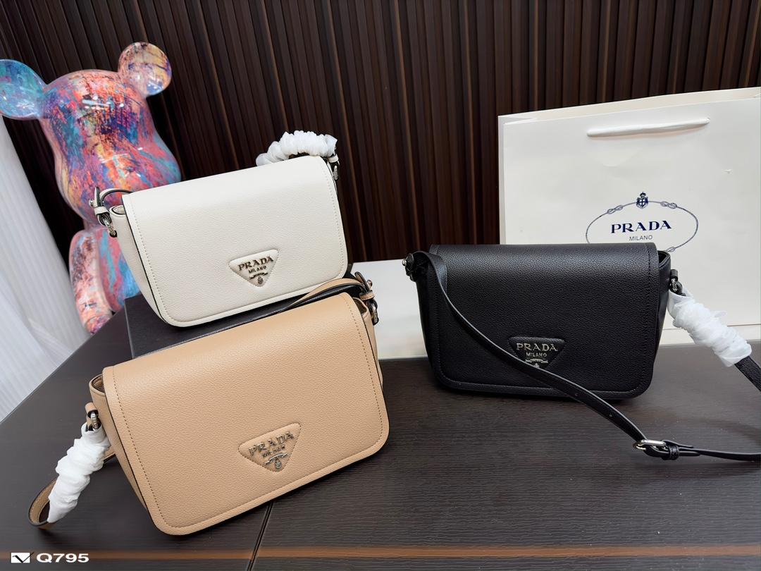 Replica Prada Bag 16*23CM