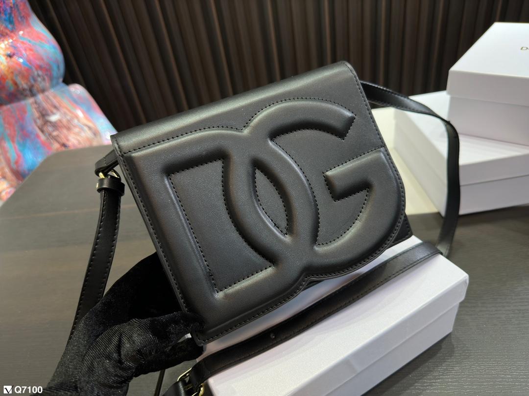 Replica Dolce Gabbana Bag 20*16CM