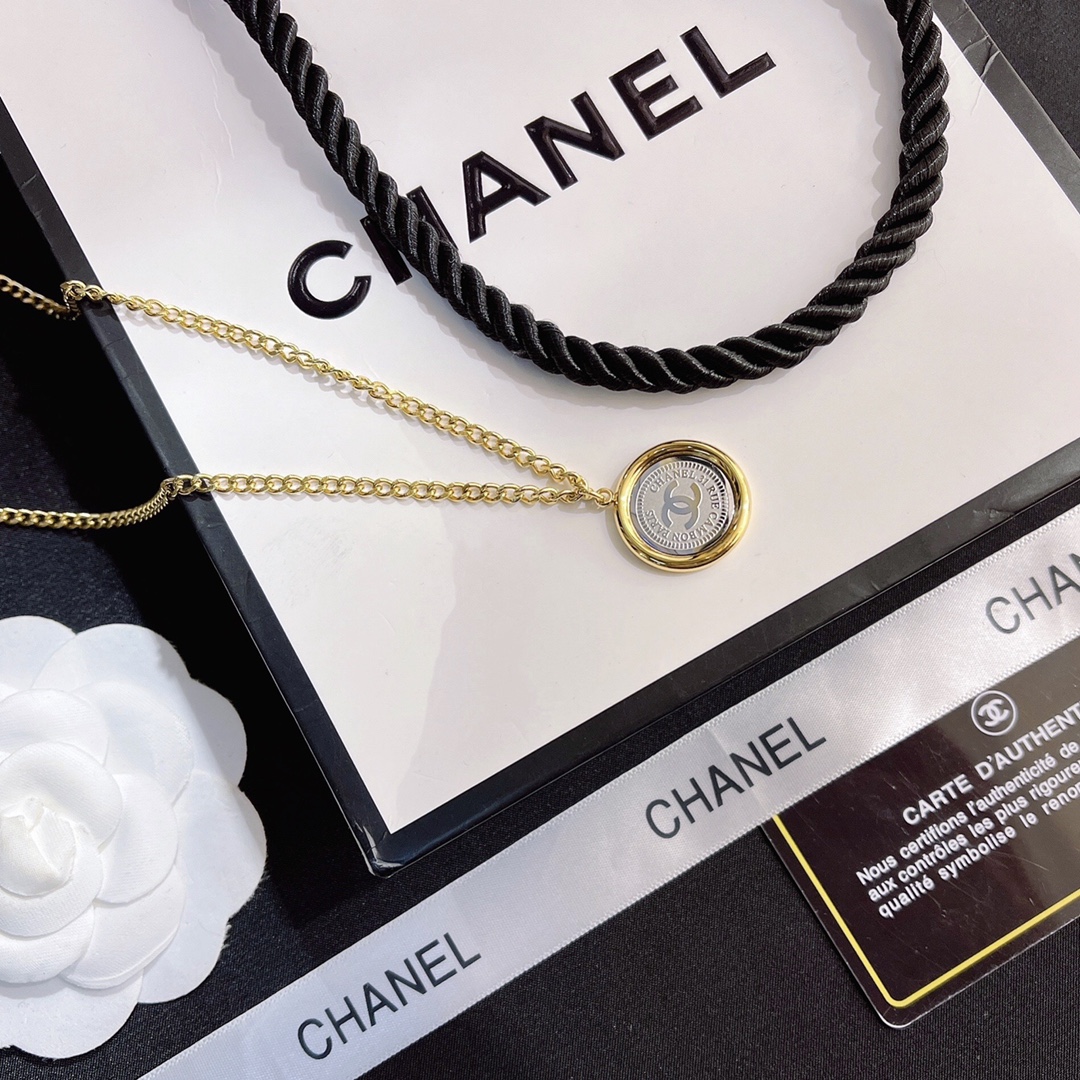 Replica CHANEL Necklace