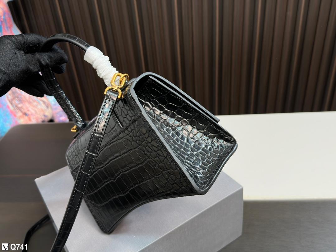 Replica Balenciaga Bag 13*21CM