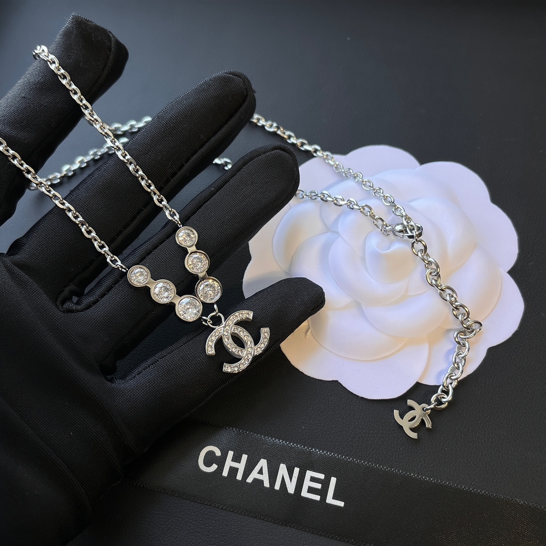 Replica CHANEL Necklace