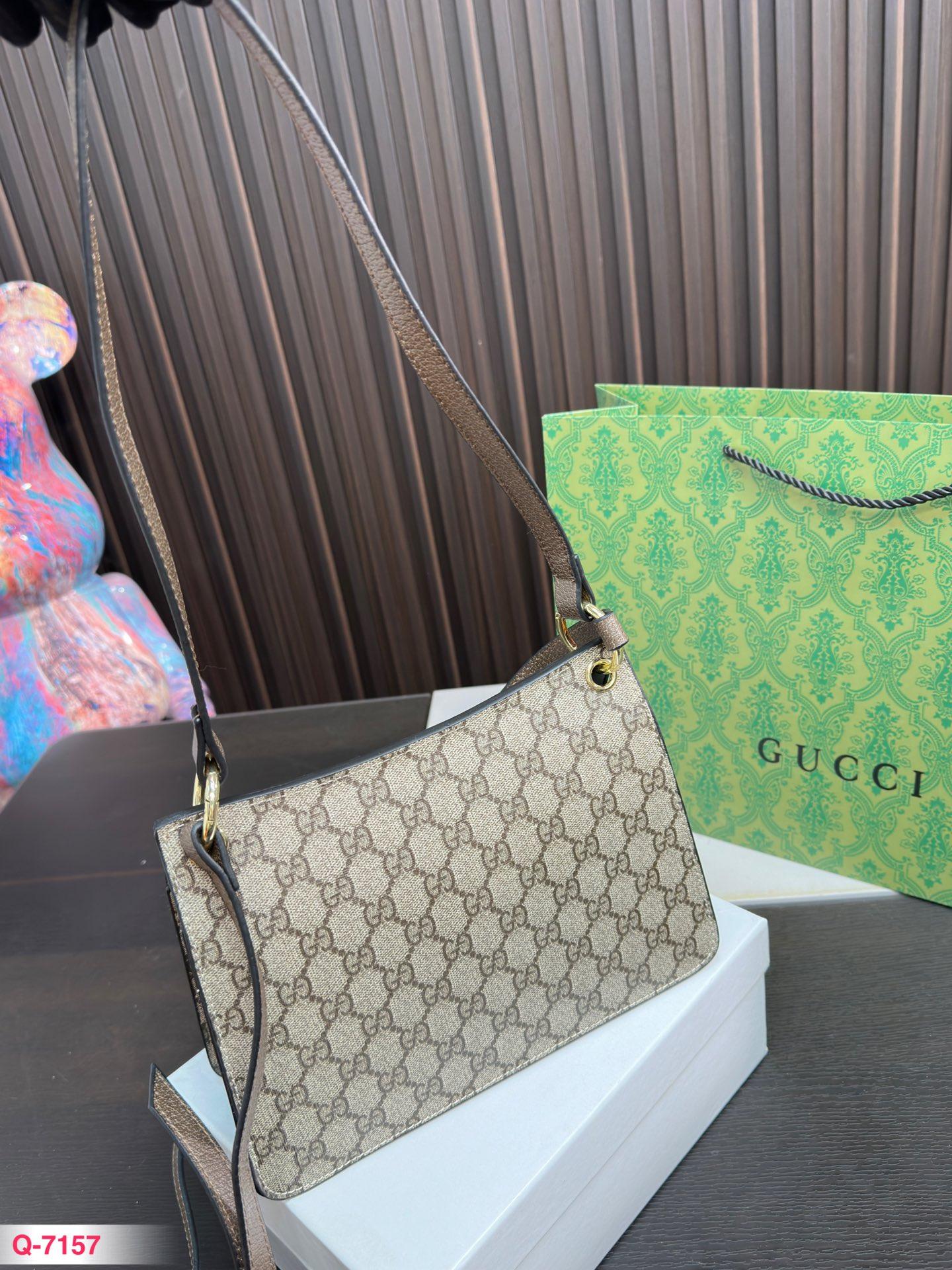 Replica Gucci Bag 24*17CM