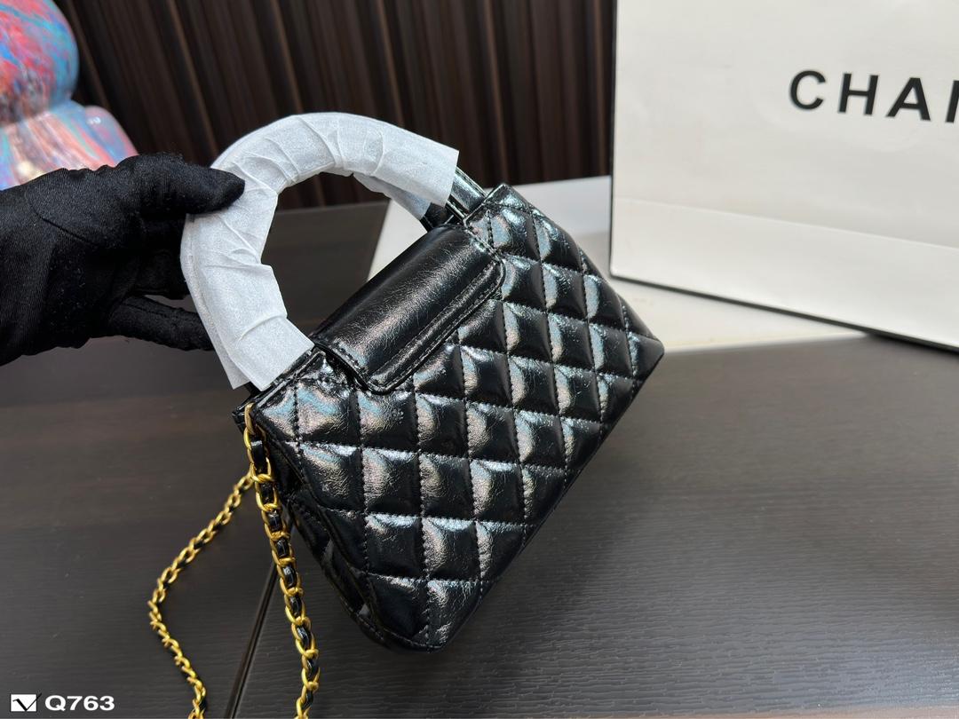 Replica Chanel Bag 12*20CM