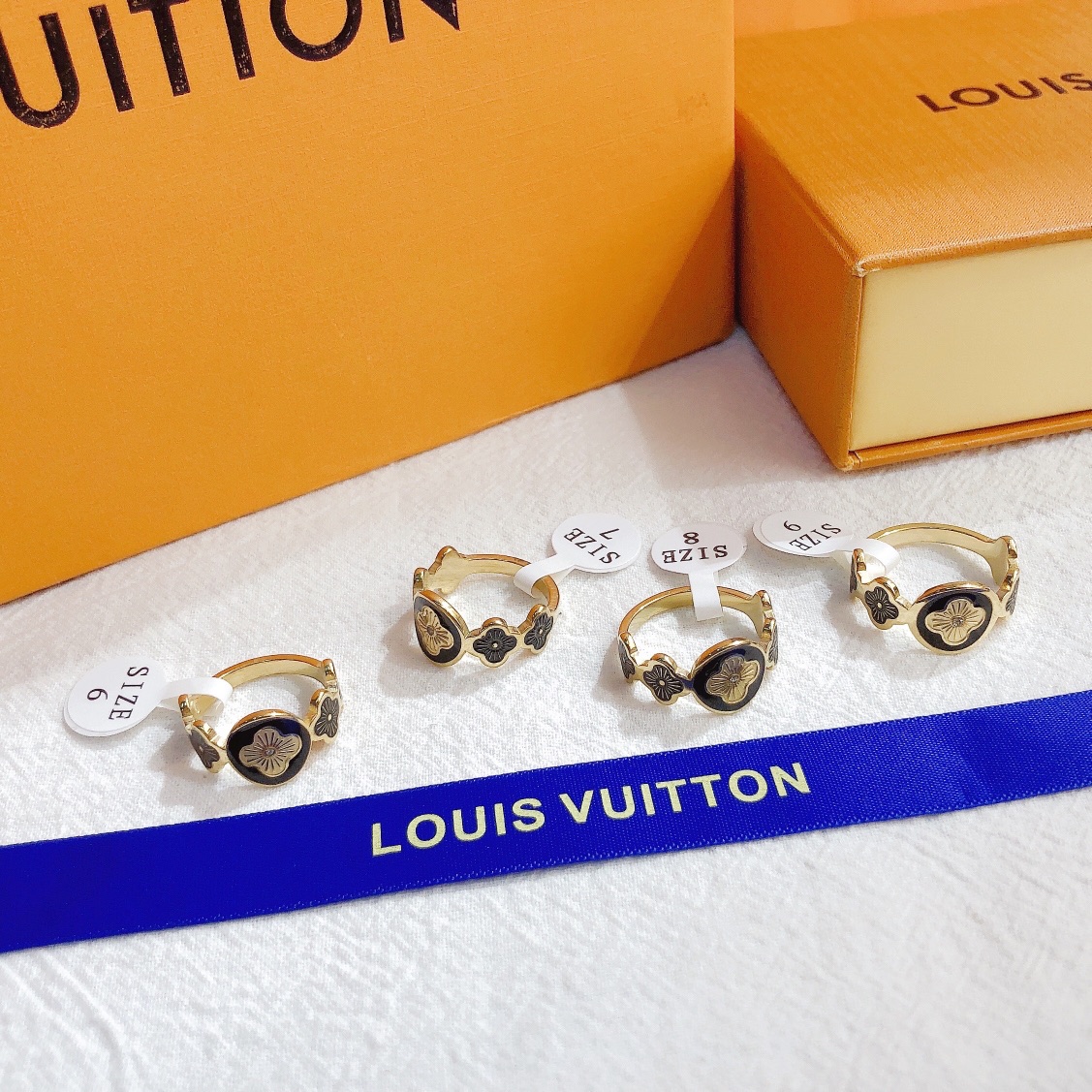 Replica LOUIS VUITTON Ring